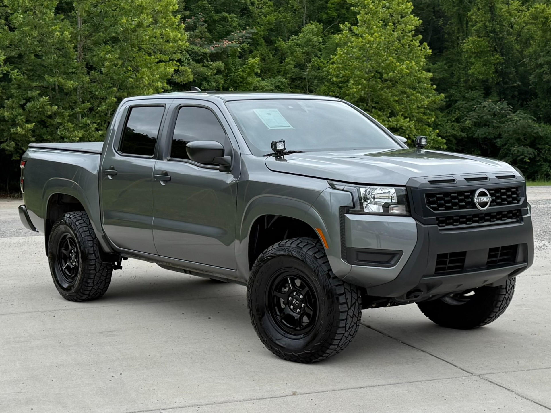 Gray (Gun Metallic) 2025 Nissan Frontier Pickup Truck Four-Wheel Drive 9-Speed Automatic