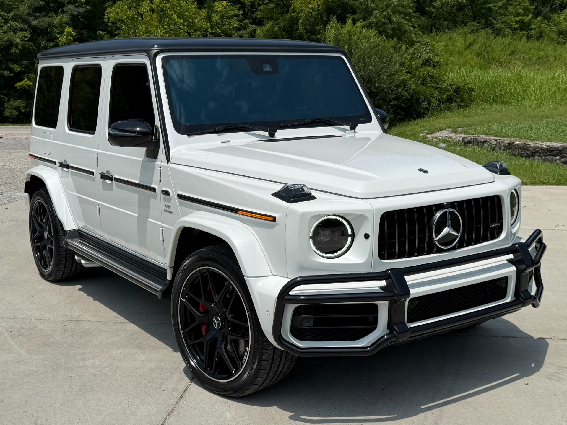MANUFAKTUR Moonlight White Metallic 2023 Mercedes-Benz G-Class SUV / Crossover All-Wheel Drive 9-Speed Automatic
