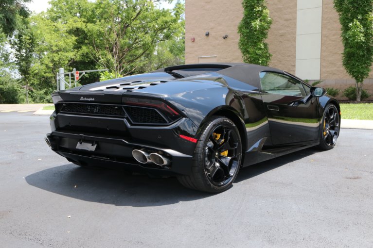 Used 2017 Lamborghini Huracan LP 580-2 Spyder for sale Sold at Auto Collection in Murfreesboro TN 37130 3