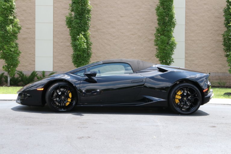Used 2017 Lamborghini Huracan LP 580-2 Spyder for sale Sold at Auto Collection in Murfreesboro TN 37130 8