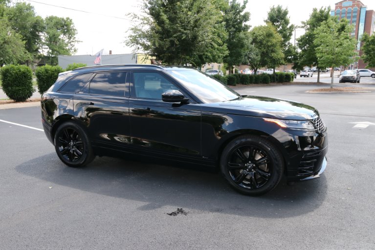 Used 2018 Land Rover Range Rover Velar P380 R-Dynamic SE for sale Sold at Auto Collection in Murfreesboro TN 37130 1