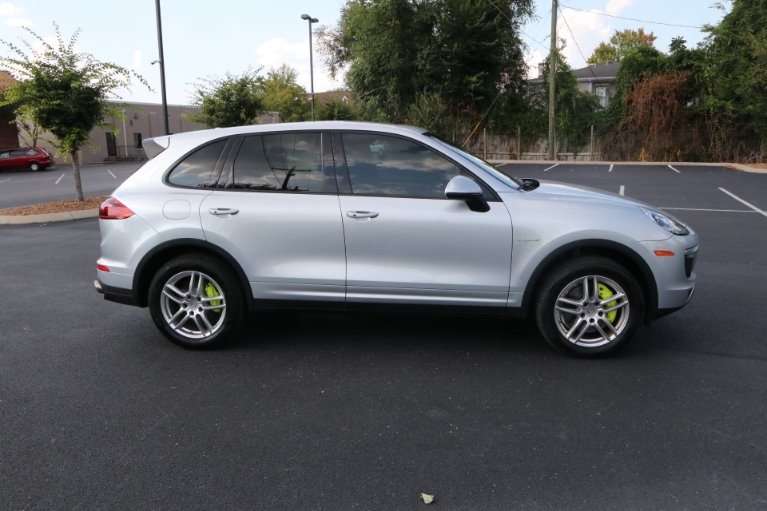Used 2016 Porsche Cayenne S E-Hybrid for sale Sold at Auto Collection in Murfreesboro TN 37130 8