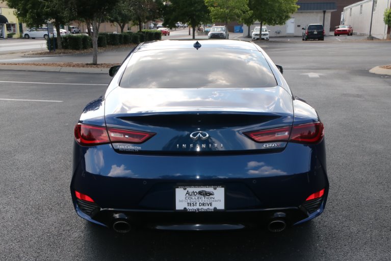 Used 2017 INFINITI Q60 Red Sport 400 for sale Sold at Auto Collection in Murfreesboro TN 37130 6