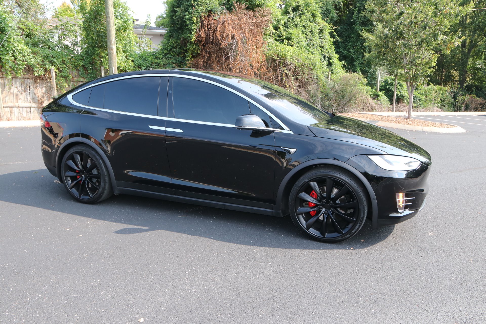 Used 2019 Tesla MODEL X Performance Ludicrous 100 D AWD Electric P100D for sale Sold at Auto Collection in Murfreesboro TN 37129 1