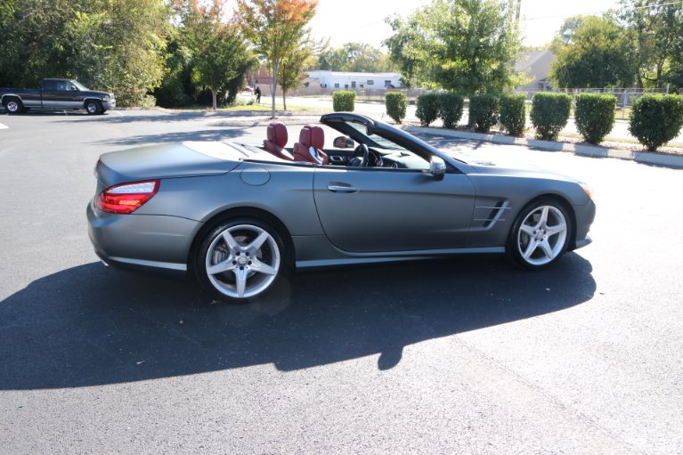 Used 2016 Mercedes-Benz SL-Class SL 400 for sale Sold at Auto Collection in Murfreesboro TN 37130 3