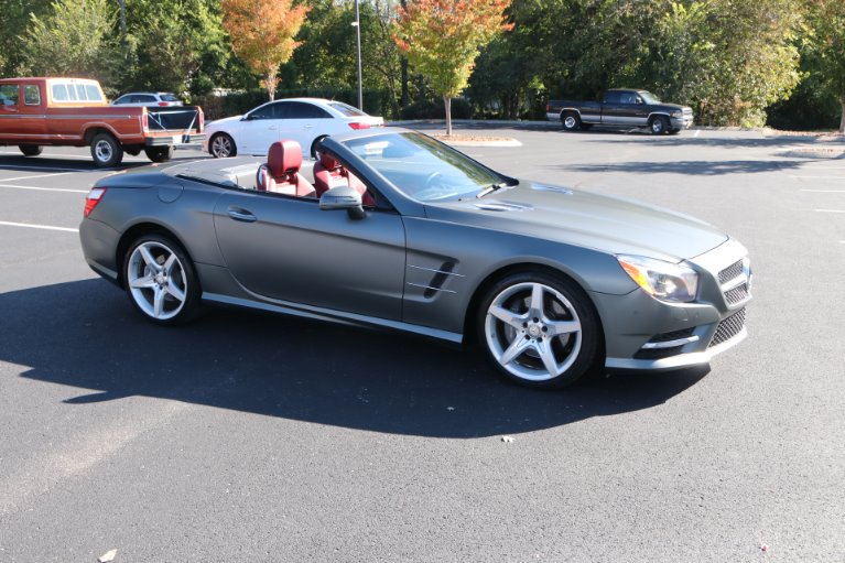 Used 2016 Mercedes-Benz SL-Class SL 400 for sale Sold at Auto Collection in Murfreesboro TN 37130 1