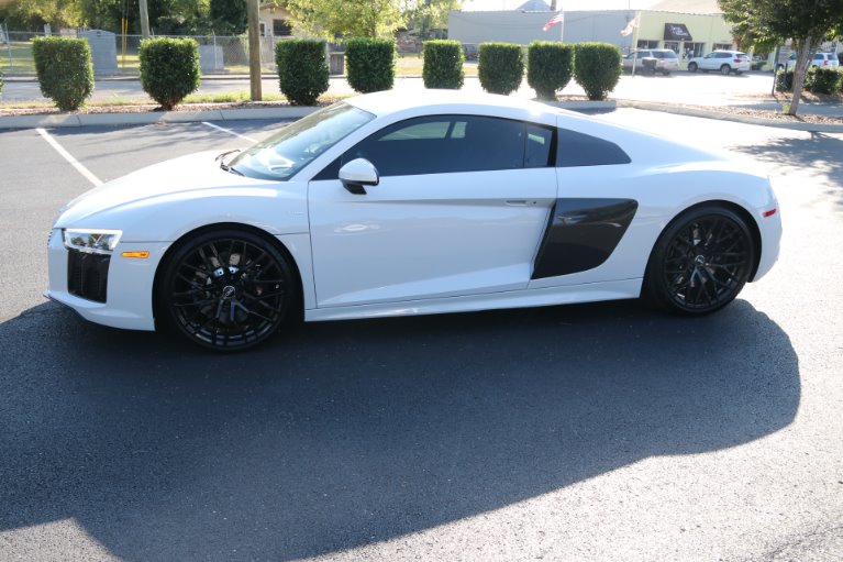 Used 2017 Audi R8 5.2 quattro V10 for sale Sold at Auto Collection in Murfreesboro TN 37130 2