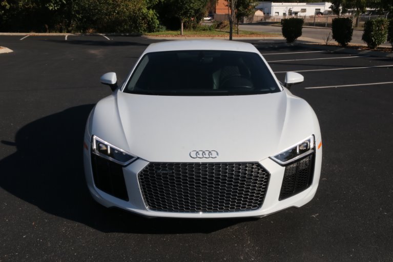 Used 2017 Audi R8 5.2 quattro V10 for sale Sold at Auto Collection in Murfreesboro TN 37130 5