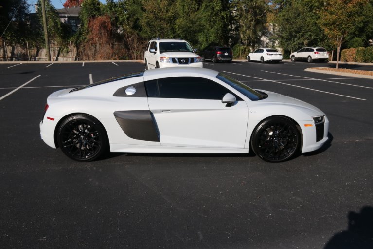 Used 2017 Audi R8 5.2 quattro V10 for sale Sold at Auto Collection in Murfreesboro TN 37130 8