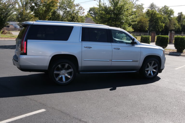 Used 2016 Cadillac Escalade ESV LUXURY 2WD W/NAV TV DVD Luxury Collection for sale Sold at Auto Collection in Murfreesboro TN 37130 3