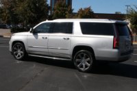 Used 2016 Cadillac Escalade ESV LUXURY 2WD W/NAV TV DVD Luxury Collection for sale Sold at Auto Collection in Murfreesboro TN 37129 4