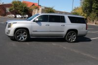 Used 2016 Cadillac Escalade ESV LUXURY 2WD W/NAV TV DVD Luxury Collection for sale Sold at Auto Collection in Murfreesboro TN 37129 7