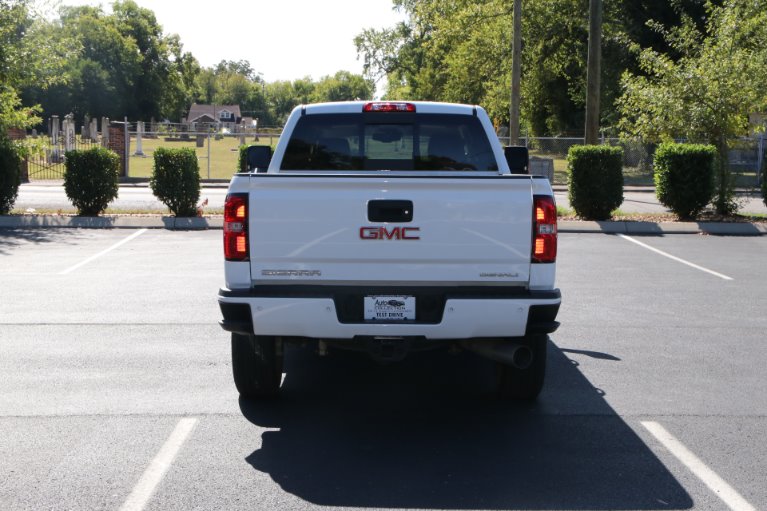 Used 2019 GMC Sierra 2500HD Denali for sale Sold at Auto Collection in Murfreesboro TN 37130 6