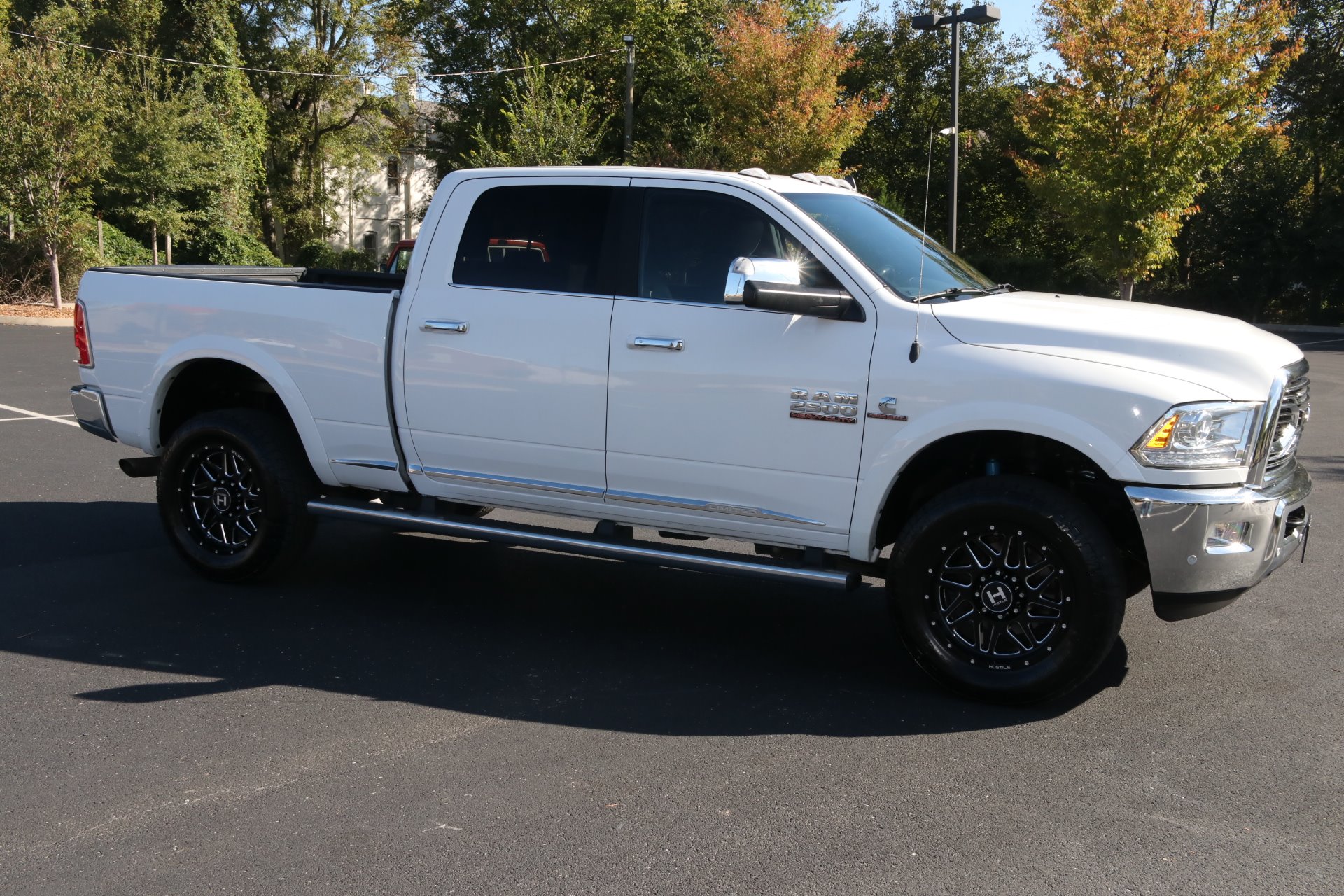 Used 2017 Ram Ram Pickup 2500 Laramie Limited for sale Sold at Auto Collection in Murfreesboro TN 37130 1