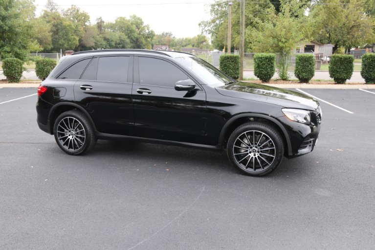 Used 2019 Mercedes-Benz GLC GLC 300 for sale Sold at Auto Collection in Murfreesboro TN 37130 1