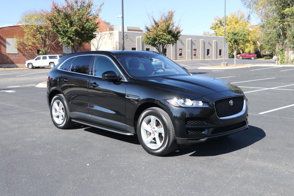 Used 2019 Jaguar F-PACE 25T PREMIUM AWD W/NAV 25T for sale $35,950 at Auto Collection in Murfreesboro TN 37130 1