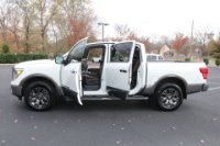 Used 2018 Nissan Titan Platinum Reserve for sale Sold at Auto Collection in Murfreesboro TN 37129 24
