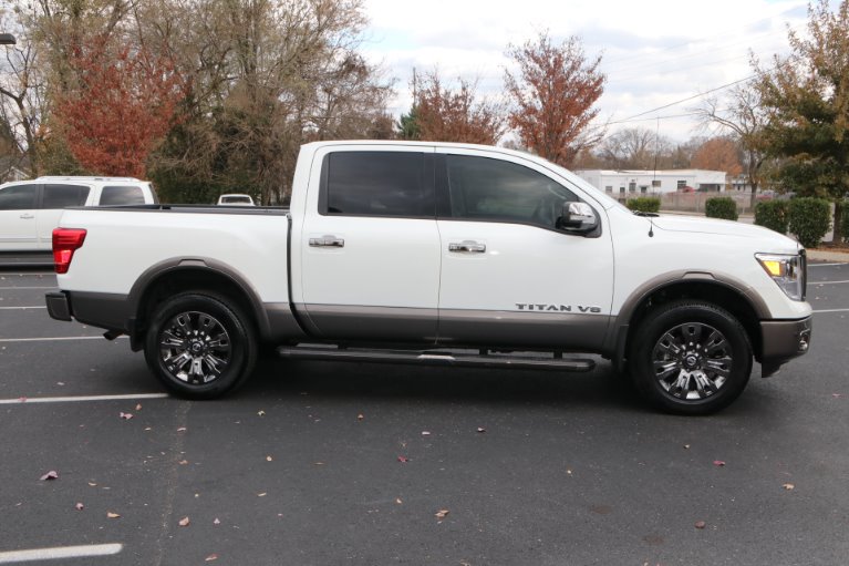 Used 2018 Nissan Titan Platinum Reserve for sale Sold at Auto Collection in Murfreesboro TN 37130 8