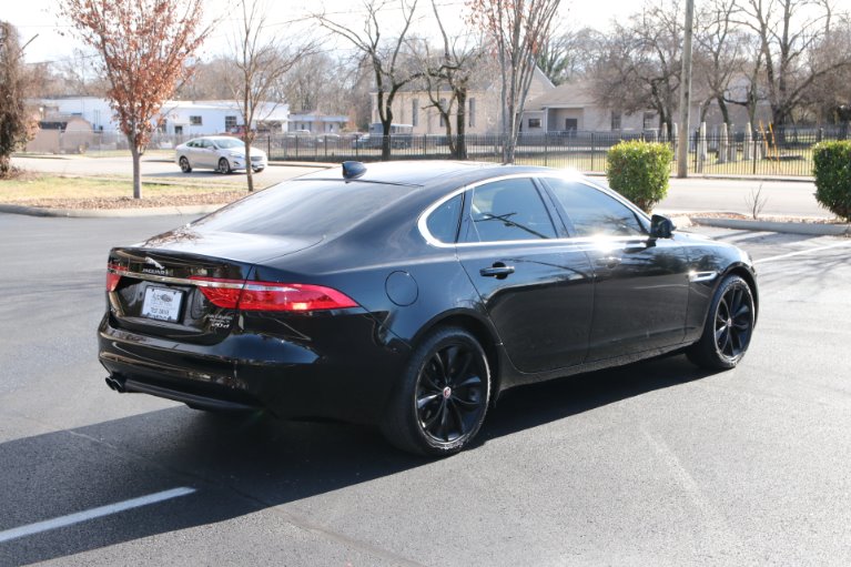 Used 2017 Jaguar XF PREMIUM RWD DIESEL W/NAV 20d Premium for sale Sold at Auto Collection in Murfreesboro TN 37130 3