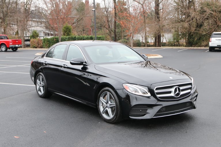 Used 2017 Mercedes-Benz E300 SPORT RWD W/NAV E 300 for sale Sold at Auto Collection in Murfreesboro TN 37130 1