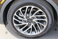 Used 2019 Lincoln Nautilus Reserve AWD W/NAV for sale Sold at Auto Collection in Murfreesboro TN 37129 21
