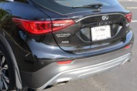 Used 2017 INFINITI QX30 Premium AWD W/NAV Premium for sale Sold at Auto Collection in Murfreesboro TN 37129 15