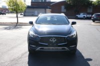 Used 2017 INFINITI QX30 Premium AWD W/NAV Premium for sale Sold at Auto Collection in Murfreesboro TN 37129 5