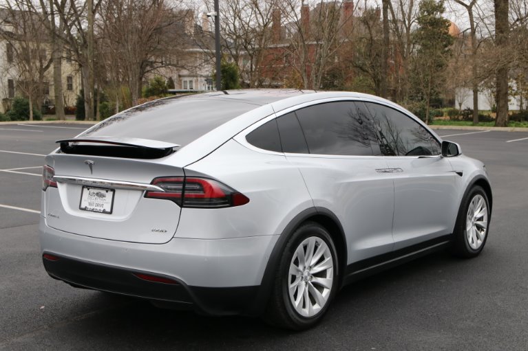 Used 2017 Tesla Model X 100D AWD W/NAV 100D for sale Sold at Auto Collection in Murfreesboro TN 37130 3