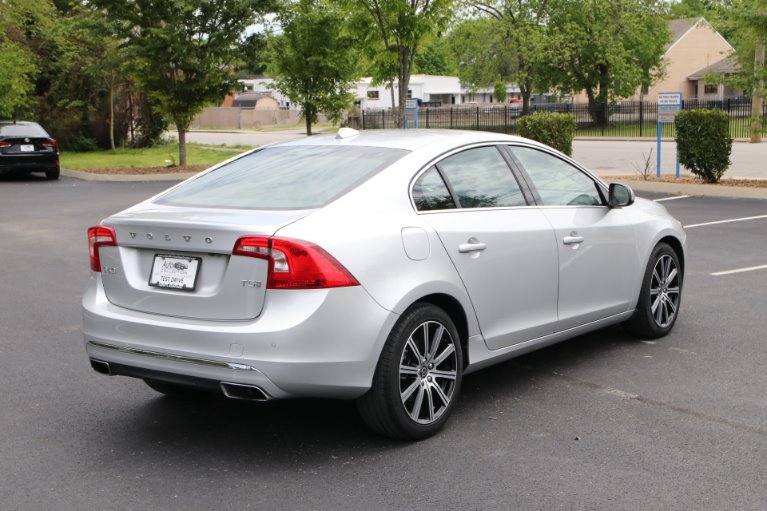 Used 2018 Volvo S60 T5 FWD INSCRIPTION PLATINUM W/NAV T5 Inscription Platinum for sale Sold at Auto Collection in Murfreesboro TN 37130 3