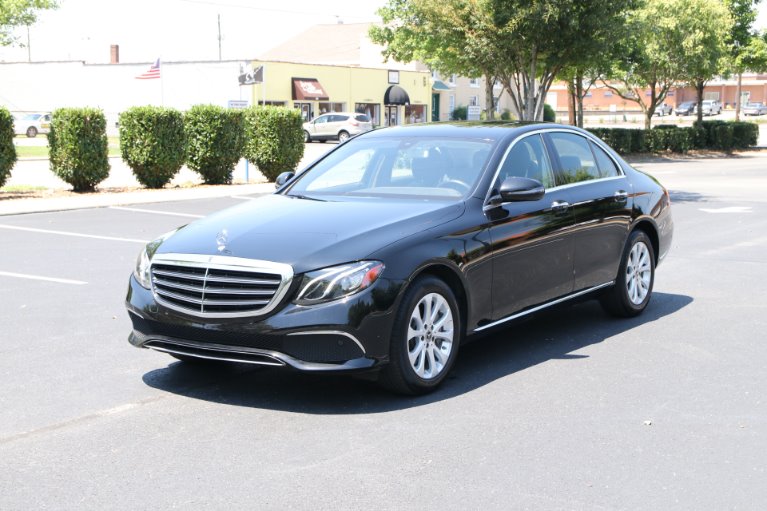 Used 2017 Mercedes-Benz E300 Luxury W/NAV E 300 for sale Sold at Auto Collection in Murfreesboro TN 37130 2