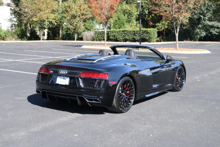 Used 2018 Audi R8 V10 Spyder Quattro S tronic W/NAV for sale Sold at Auto Collection in Murfreesboro TN 37130 3