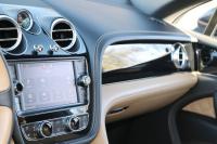 Used 2017 Bentley BENTAYGA TOURING W12 AWD W/NAV for sale Sold at Auto Collection in Murfreesboro TN 37129 23