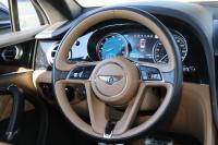 Used 2017 Bentley BENTAYGA TOURING W12 AWD W/NAV for sale Sold at Auto Collection in Murfreesboro TN 37129 47