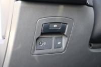 Used 2018 Land_Rover RANGE ROVER VELAR SE AWD DRIVE PRO PKG W/NAV for sale Sold at Auto Collection in Murfreesboro TN 37129 36