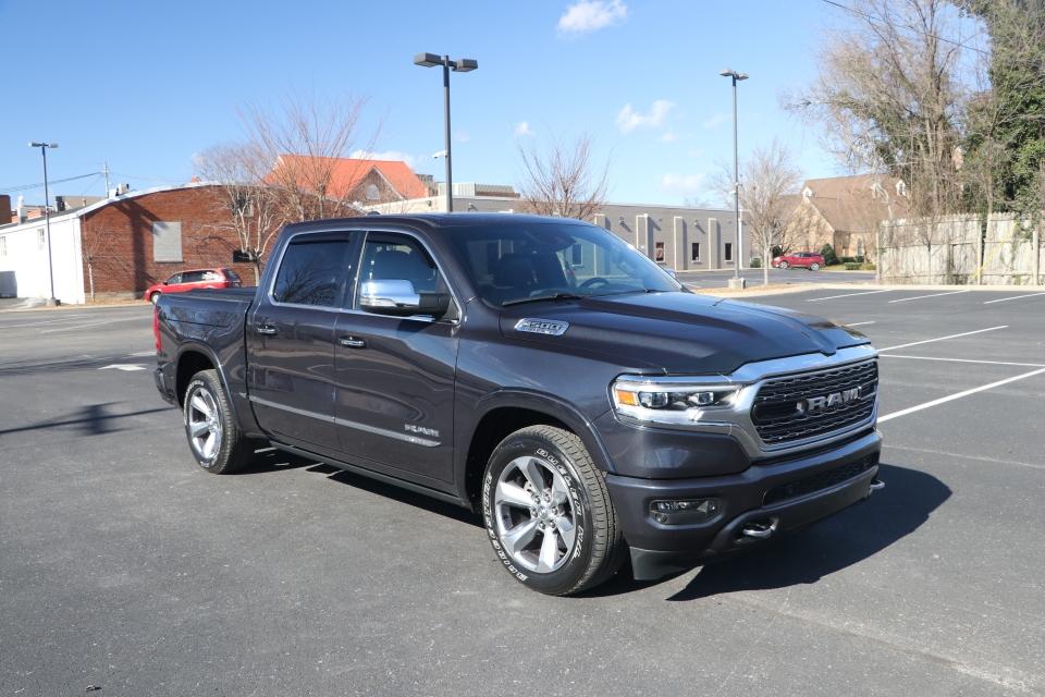 Used 2020 Ram 1500 Limited Crew cab 4x4 W/NAV LIMITED CREW CAB SWB 4WD for sale Sold at Auto Collection in Murfreesboro TN 37130 1