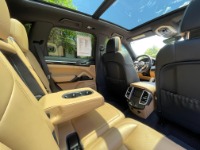 Used 2016 Porsche CAYENNE PREMIUM PLUS AWD W/NAV BASE for sale Sold at Auto Collection in Murfreesboro TN 37129 25