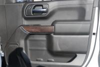 Used 2019 GMC SIERRA 1500 SLT PREMIUM 4WD CREW CAB W/X31 PKG SLT CREW CAB SHORT BOX 4WD for sale Sold at Auto Collection in Murfreesboro TN 37130 98