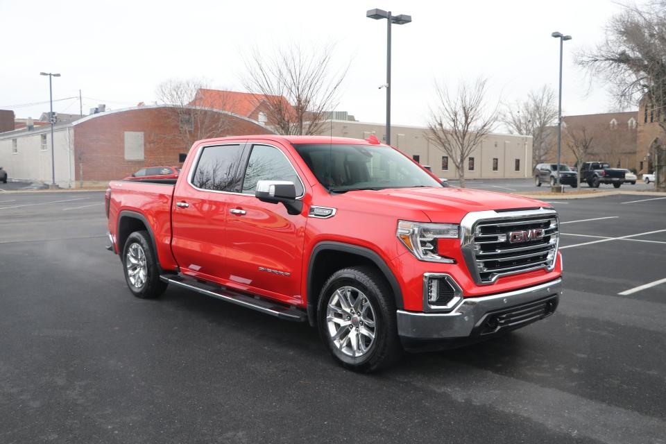 Used 2020 GMC SIERRA 1500 SLT Crew Cab 4x4 w/NAV SLT CREW CAB SHORT BOX 4WD for sale Sold at Auto Collection in Murfreesboro TN 37129 1