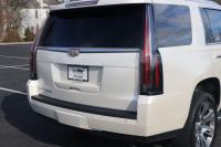Used 2015 Cadillac ESCALADE LUXURY 4WD W/NAV LUXURY 4WD for sale Sold at Auto Collection in Murfreesboro TN 37129 13