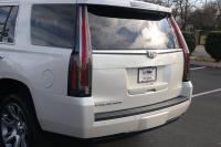 Used 2015 Cadillac ESCALADE LUXURY 4WD W/NAV LUXURY 4WD for sale Sold at Auto Collection in Murfreesboro TN 37129 15