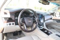 Used 2015 Cadillac ESCALADE LUXURY 4WD W/NAV LUXURY 4WD for sale Sold at Auto Collection in Murfreesboro TN 37129 33