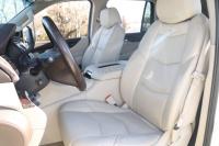 Used 2015 Cadillac ESCALADE LUXURY 4WD W/NAV LUXURY 4WD for sale Sold at Auto Collection in Murfreesboro TN 37129 44
