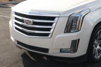 Used 2015 Cadillac ESCALADE LUXURY 4WD W/NAV LUXURY 4WD for sale Sold at Auto Collection in Murfreesboro TN 37130 9