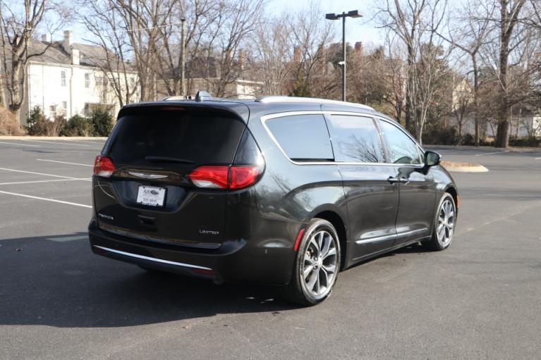 Used 2017 CHRYSLER PACIFICA LIMITED FWD W/NAV TV DVD LIMITED for sale Sold at Auto Collection in Murfreesboro TN 37130 3