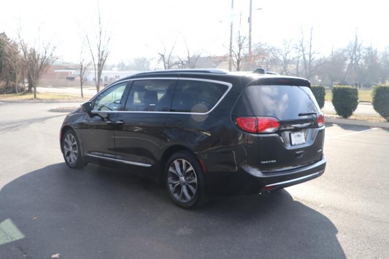 Used 2017 CHRYSLER PACIFICA LIMITED FWD W/NAV TV DVD LIMITED for sale Sold at Auto Collection in Murfreesboro TN 37130 4