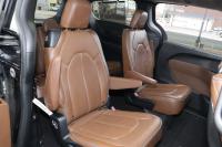 Used 2017 CHRYSLER PACIFICA LIMITED FWD W/NAV TV DVD LIMITED for sale Sold at Auto Collection in Murfreesboro TN 37129 47