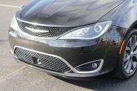 Used 2017 CHRYSLER PACIFICA LIMITED FWD W/NAV TV DVD LIMITED for sale Sold at Auto Collection in Murfreesboro TN 37129 9