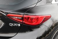 Used 2017 Infiniti QX30 SPORT FWD LTD AVAIL W/NAV for sale Sold at Auto Collection in Murfreesboro TN 37129 14
