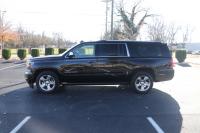 Used 2018 Chevrolet SUBURBAN 1500 PREMIER 4WD W/NAV TV/DVD PREMIER 4WD for sale Sold at Auto Collection in Murfreesboro TN 37129 5