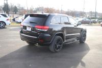 Used 2018 Jeep GRAND CHEROKEE OVERLAND 4X2 OVERLAND for sale Sold at Auto Collection in Murfreesboro TN 37129 3